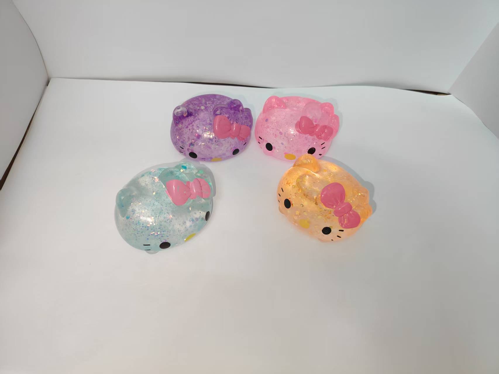 Neues Hellokitty Squishy Spiel – Kids Toys Bag Bewertung und Preis